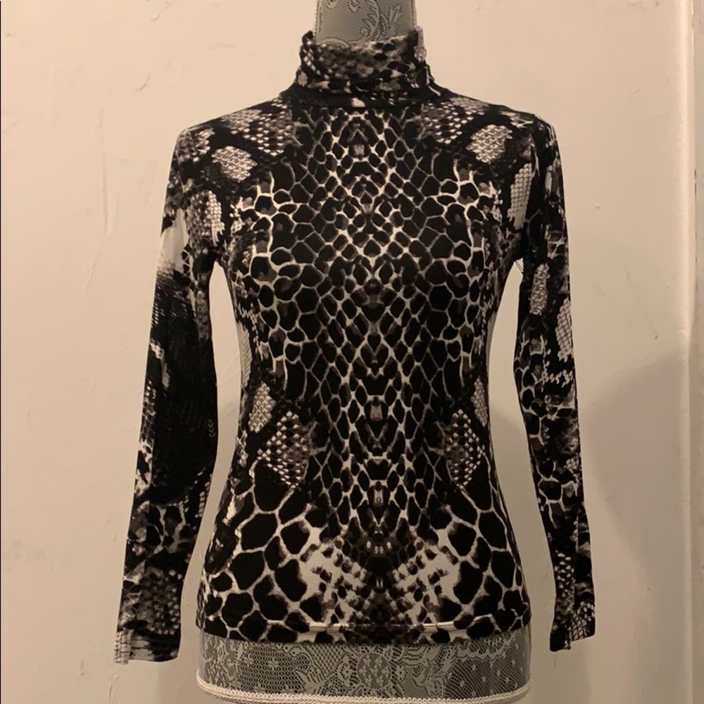Animal print long sleeve turtleneck tight top - Picture 4 of 4